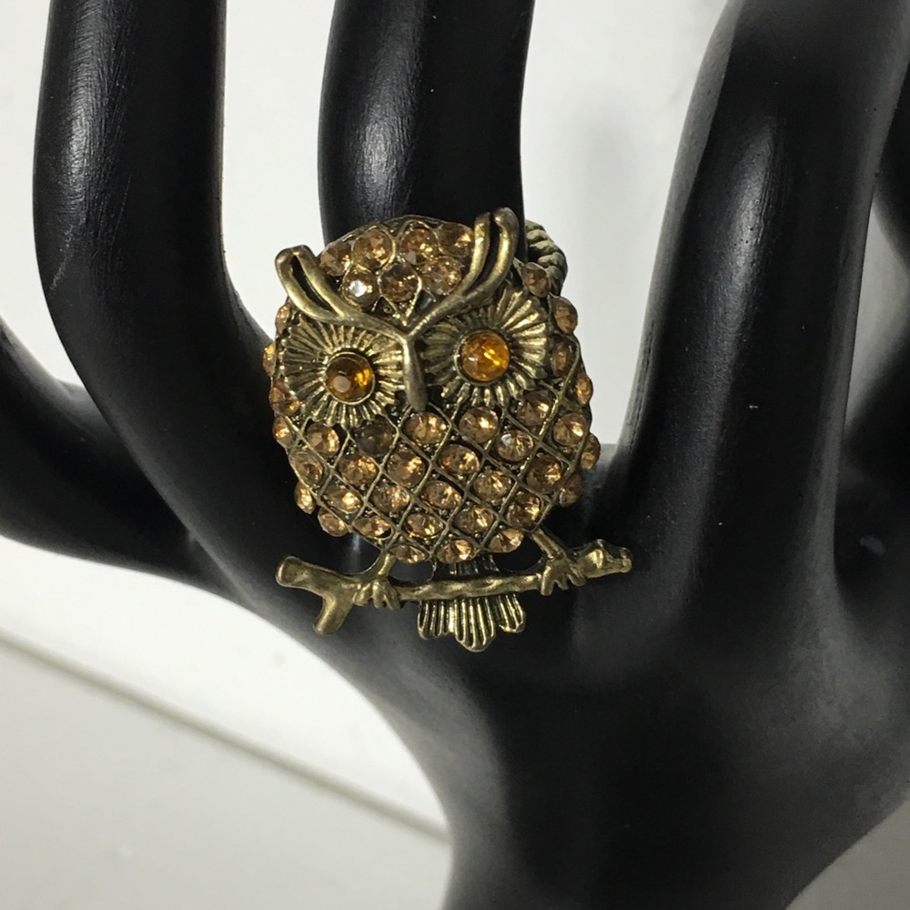 Vintage Rhinestone Owl 🦉Gold Tone Ring